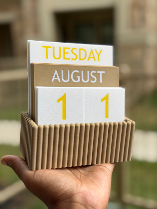 Customizable 3D Printed Perpetual Desk Calendar